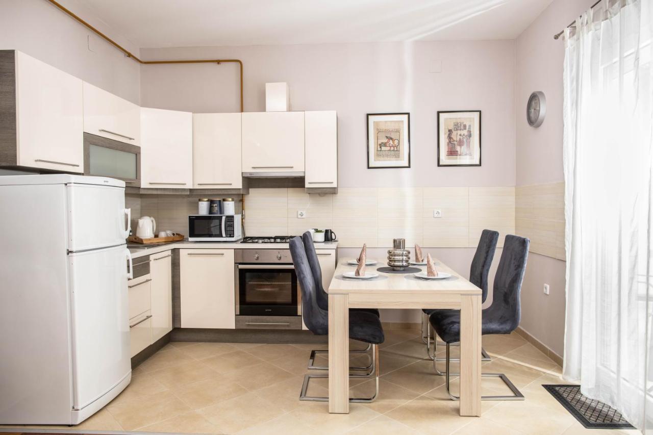 Apartman Gundulic Vinkovci Exterior photo