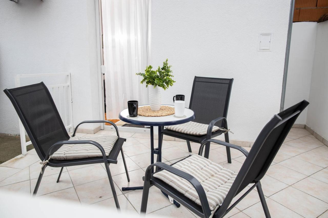 Apartman Gundulic Vinkovci Exterior photo